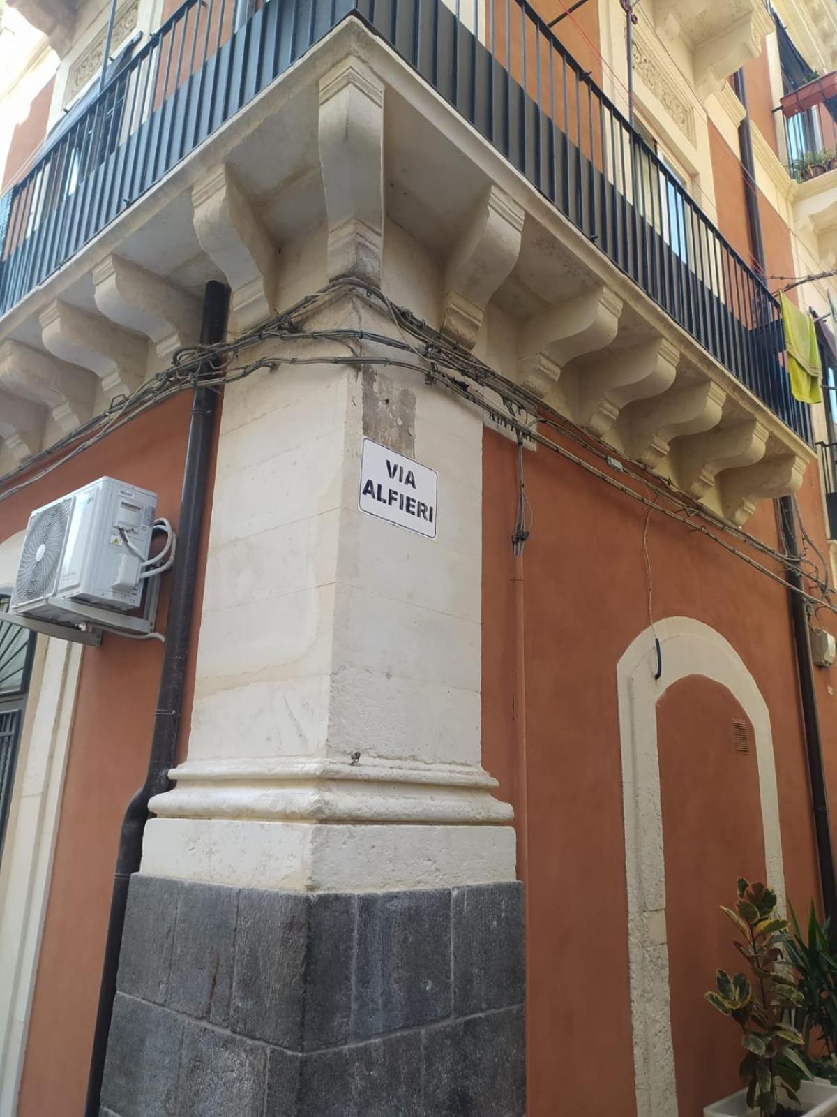 Ciuriddia Home By Homes4Holidays Catania-Fontanarossai nemzetközi repülőtér Kültér fotó